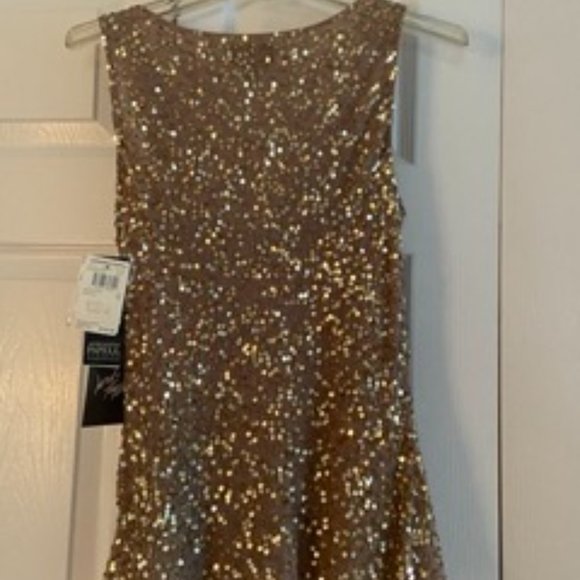 Adrianna Papell Sparkly Blouse - Picture 4 of 5